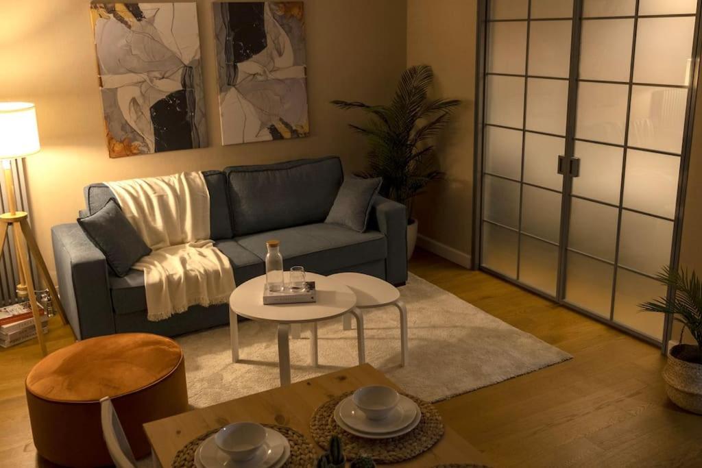 Skyland Luxury Tower 1+1 With Terrace Daire İstanbul