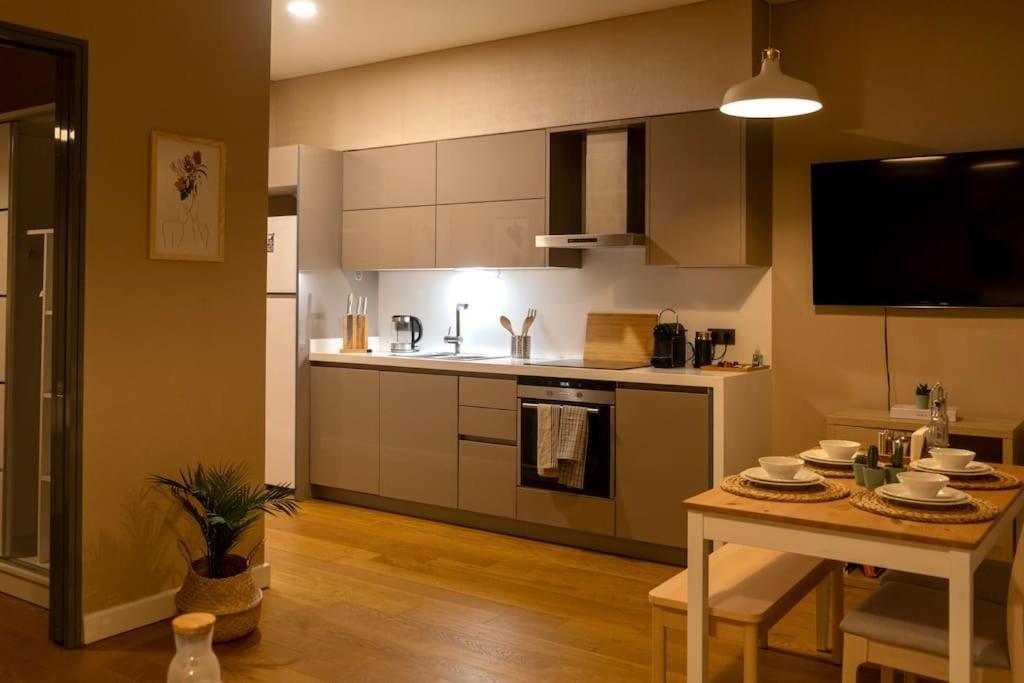 Apartment Skyland Luxury Tower 1+1 With Terrace Istanbul