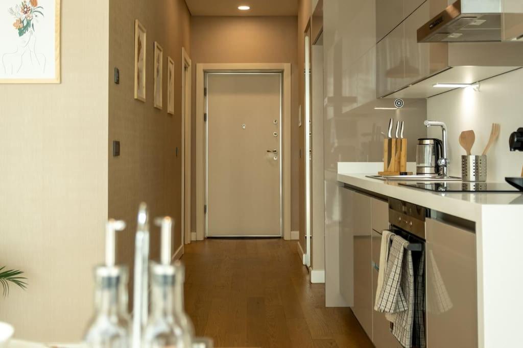 Skyland Luxury Tower 1+1 With Terrace Apartment